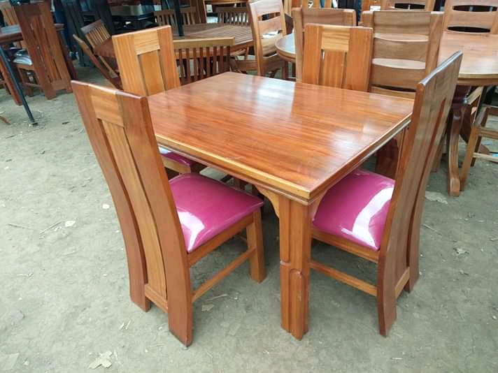 4 seater dinning set
