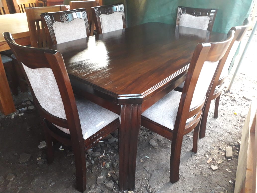 6 seater mahogany chocolate dinning set.