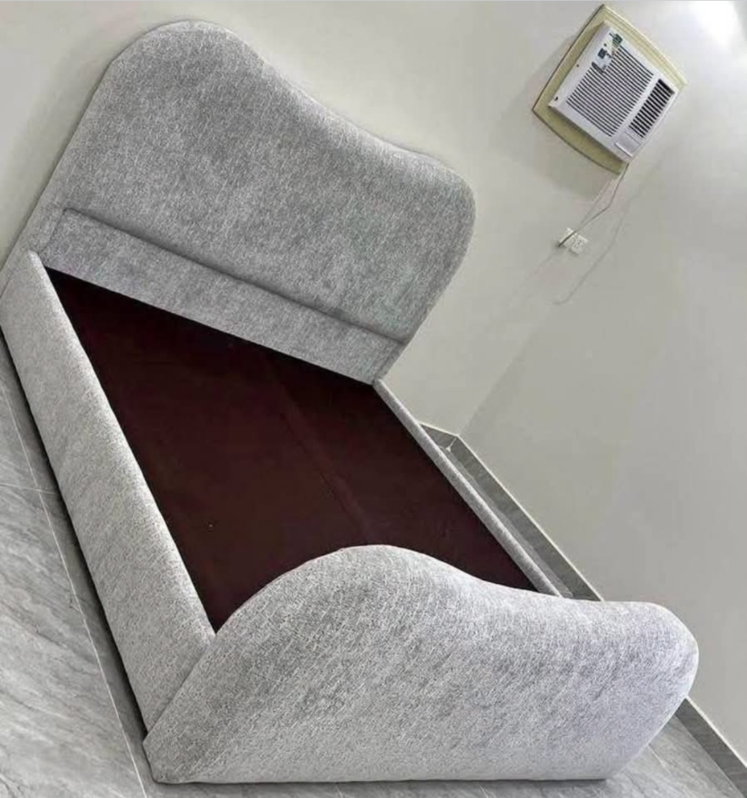 Fabric bed, 4×6 quality and comfort bed.