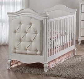 White baby cot 5×3 fit.
