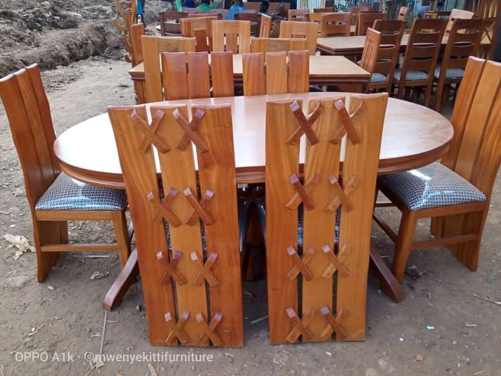 6 seater mahogany oval table