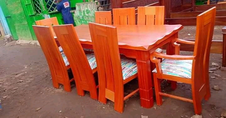 8 seater dinning set
